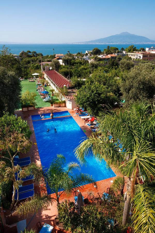 Sorrento Comfort Rooms Con Piscina מראה חיצוני תמונה
